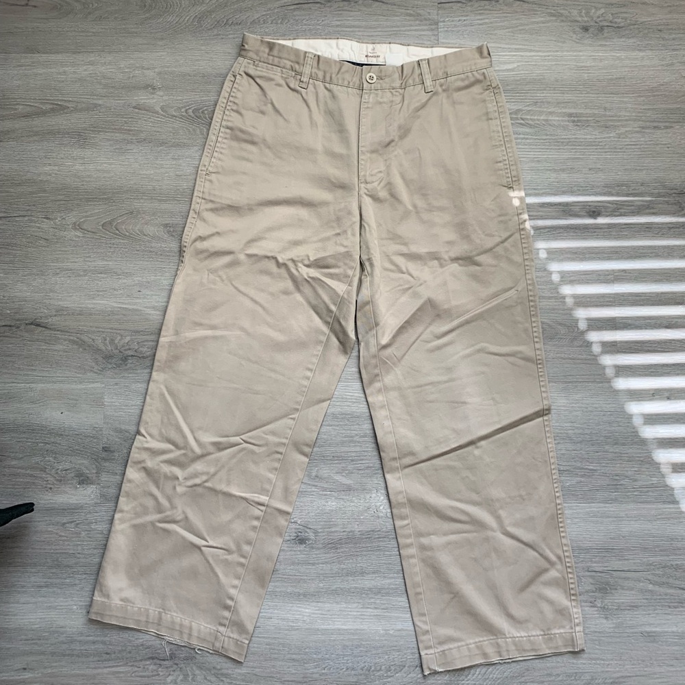 Relaxed fit tan khakis